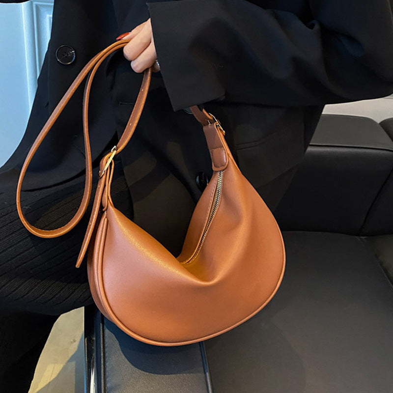 Versatile One-shoulder Crossbody Dumpling Bag