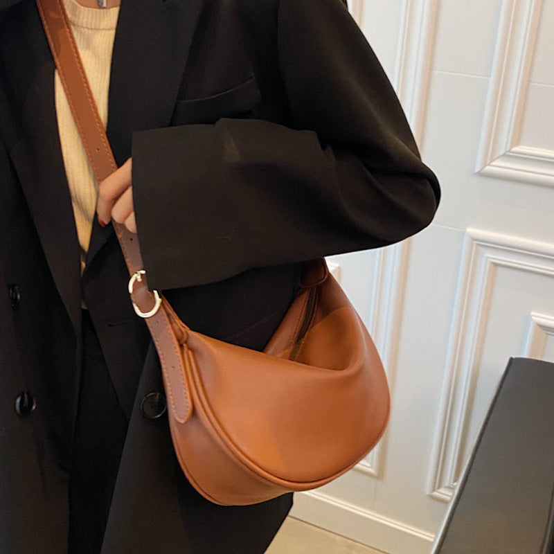Versatile One-shoulder Crossbody Dumpling Bag